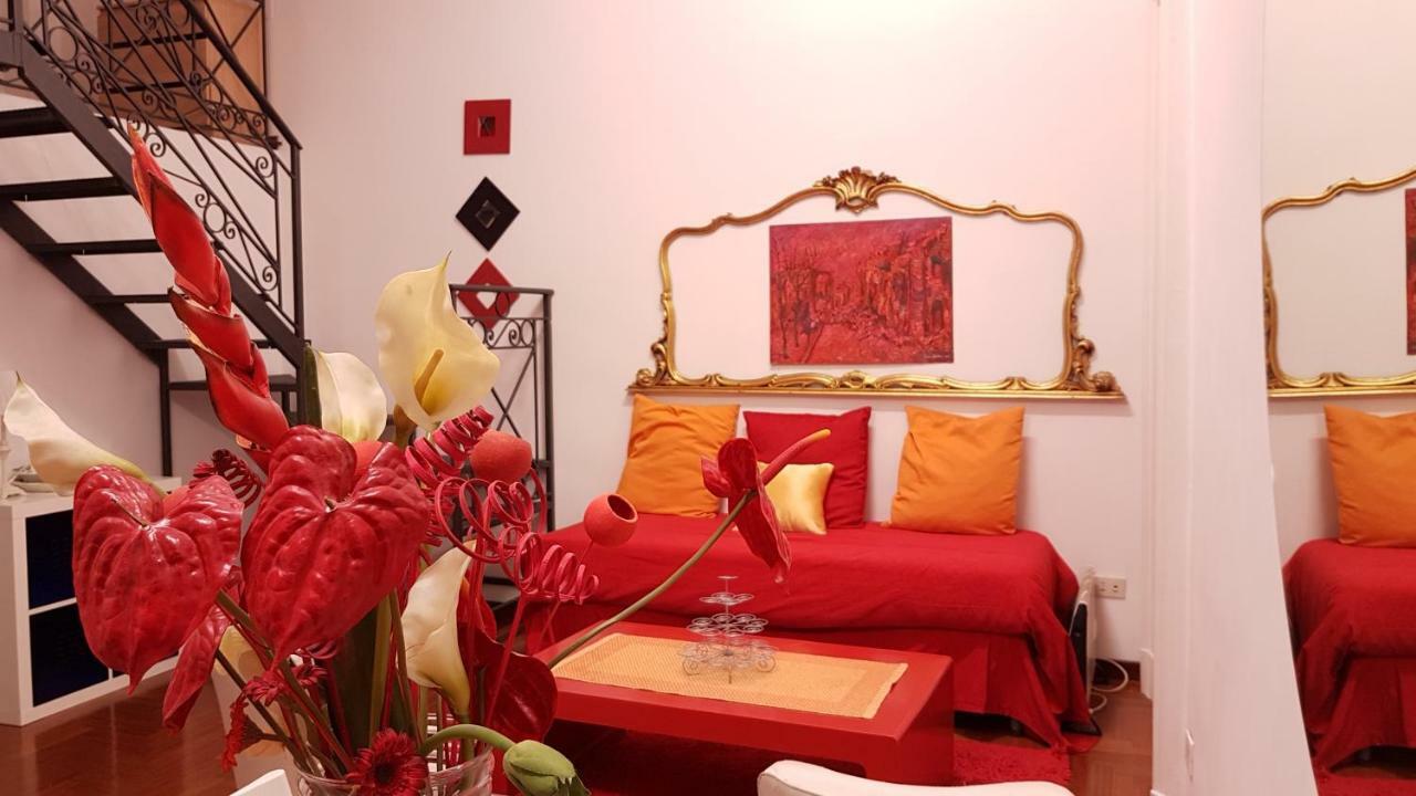 Il Salotto Di Nonna Cornelia 2 Hotel Наполи Екстериор снимка